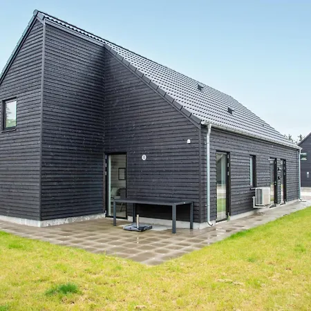 4 Bedroom Beautiful In Romo Kongsmark