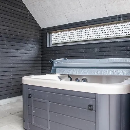 4 Bedroom Beautiful In Romo * Kongsmark