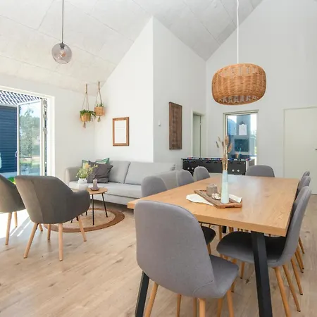 Feriehus 4 Bedroom Beautiful In Romo Kongsmark