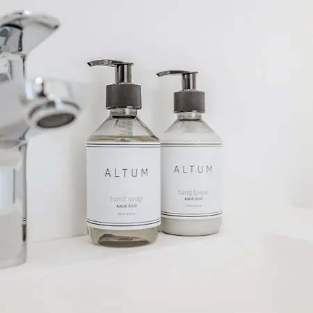 Feriehus 4 Bedroom Beautiful In Romo *